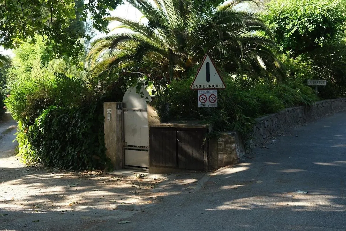 Le Moulin Villa Le Muy 0*,